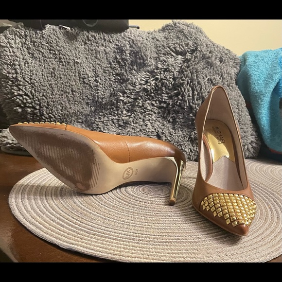 Michael Kors heels size 6.5 - Picture 2 of 3